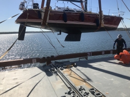 lift-on-spaarnegragft-deck