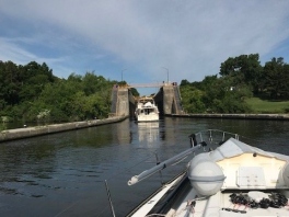 Erie-Canal-1st-lock