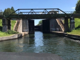 bridge-over-the-erie-canal