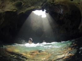 James-Bond-007-Grotto