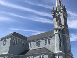 tin-roof-church